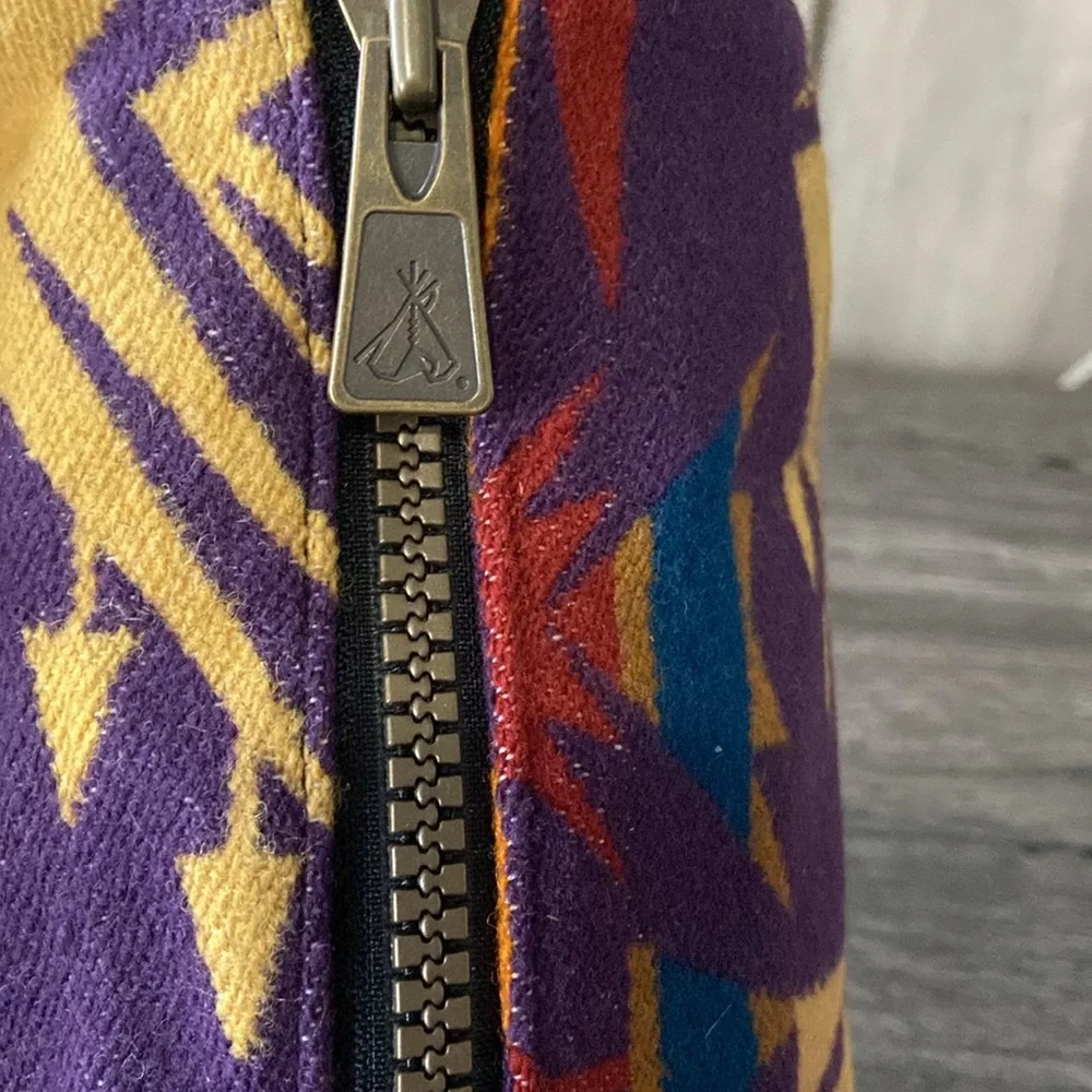Pendleton Chevron Travel Echo Peaks Purple Crossbody Zipper Bag NWT - Picture 8 of 12